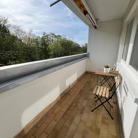 Beautiful In Hattersheim Appartement